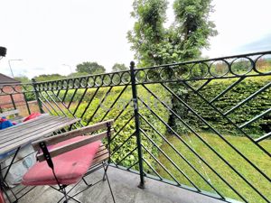 Photo 9- click for photo gallery